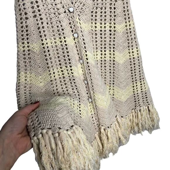 Free People Macrame Beige Crochet Vest with Tassel Fringe Detail Hippie XS - Picture 4 of 5